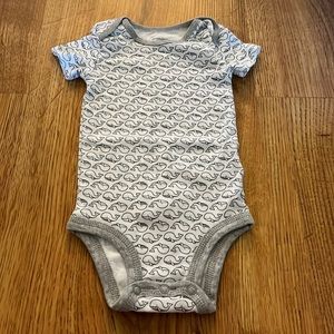 10/$10 Carter’s Whale White Bodysuit 9m